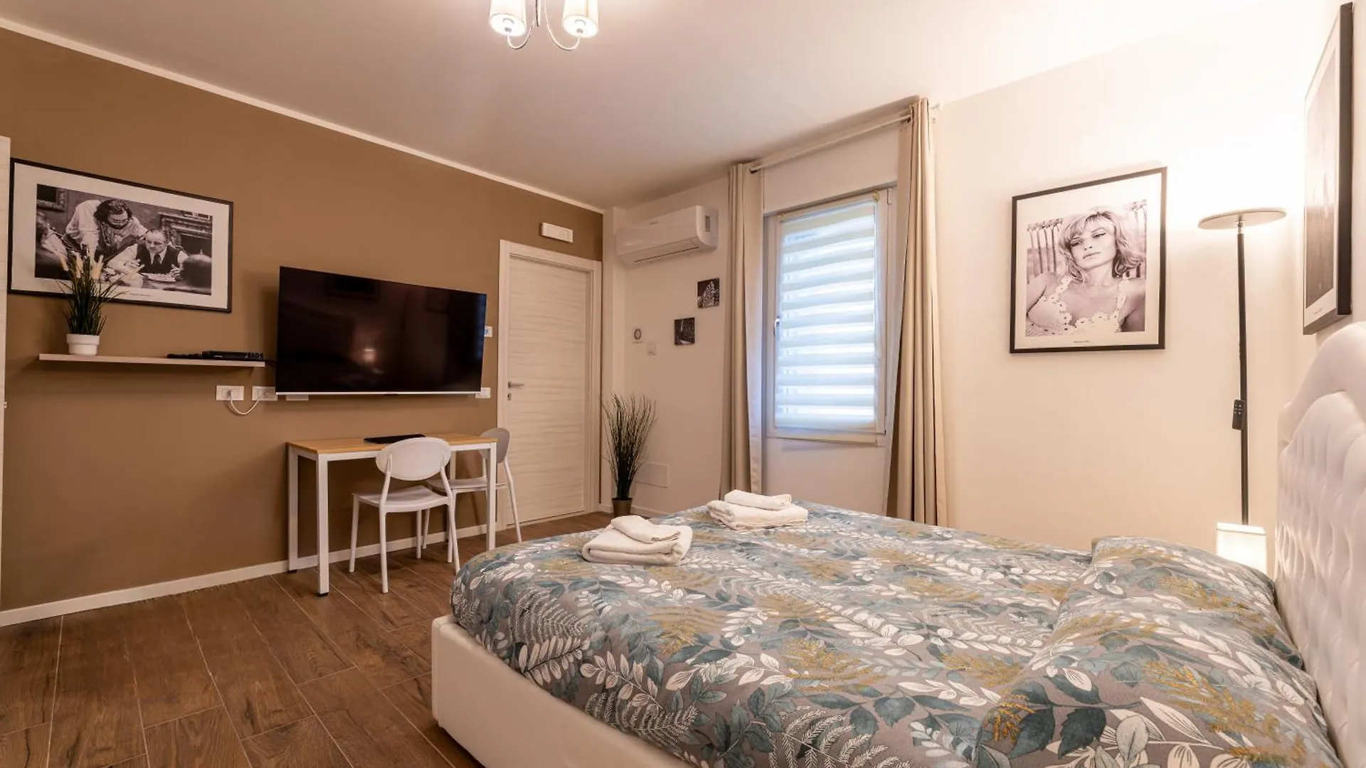 Fellini Rooms Ferrara